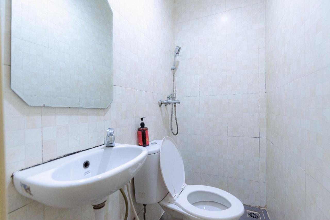 Reddoorz At Nagoya Indah Batam Otel Dış mekan fotoğraf