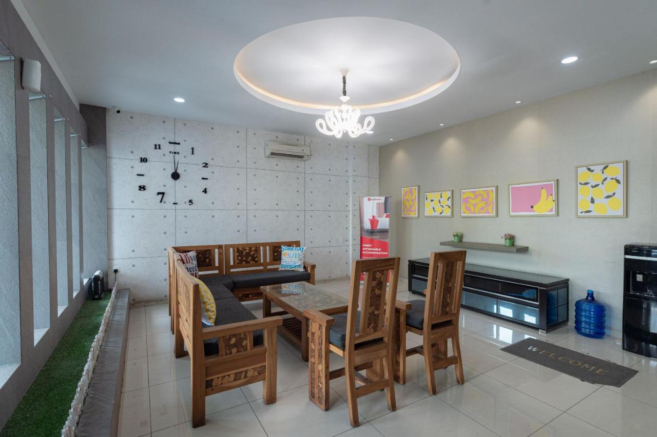 Reddoorz At Nagoya Indah Batam Otel Dış mekan fotoğraf