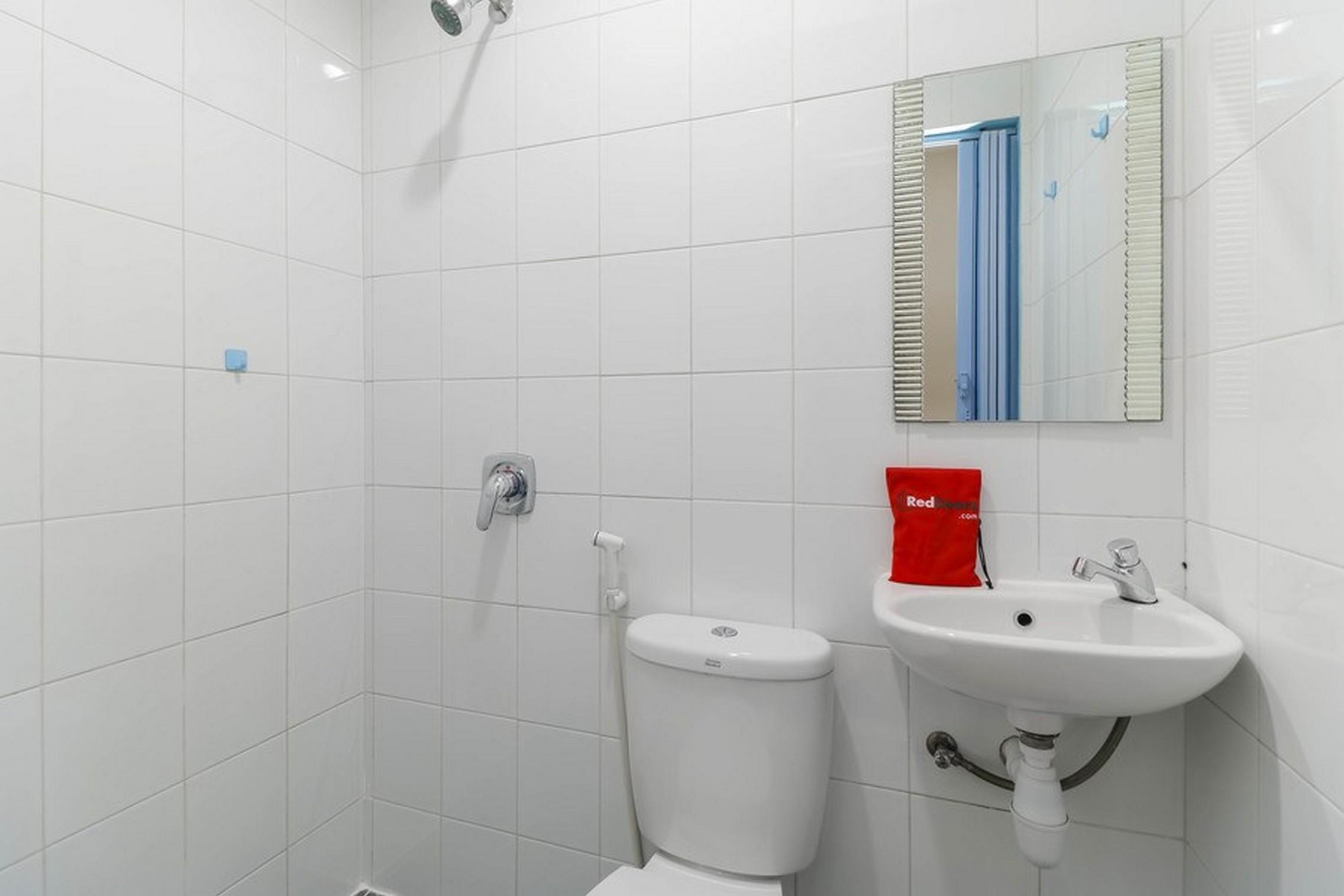 Reddoorz At Nagoya Indah Batam Otel Dış mekan fotoğraf